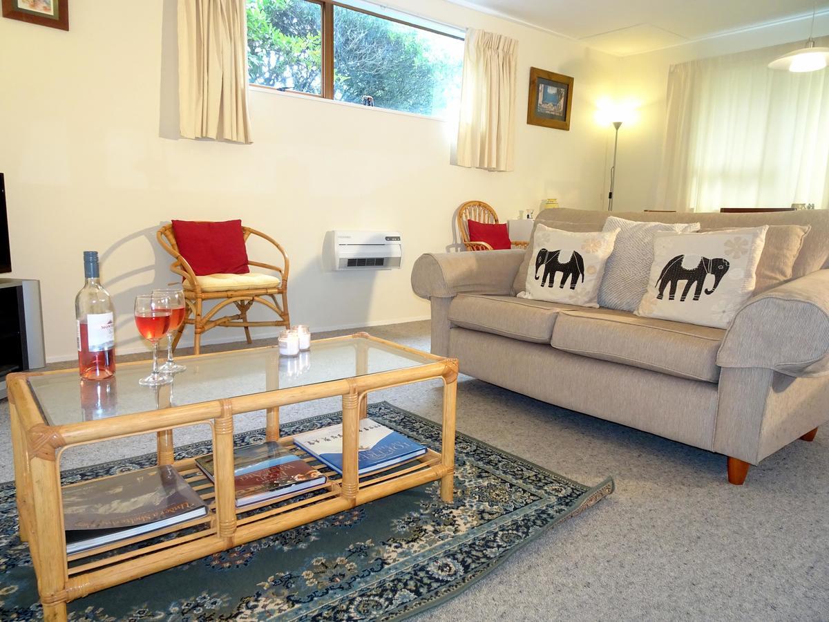 Smokebush Cottage - Holiday Home Exclusively Yours 투랑가이 외부 사진